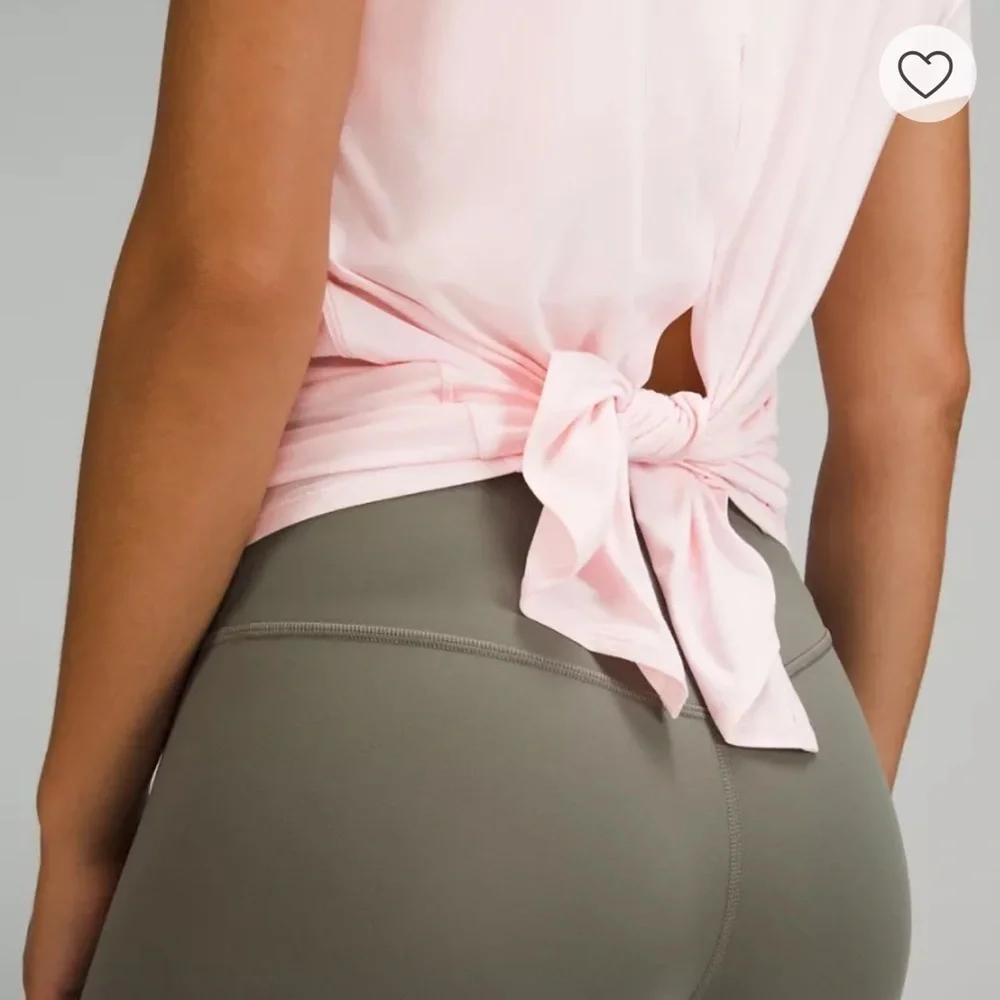 lululemon athletica very pale